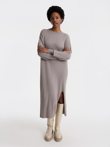 EDITED Dress 'Resi' in Brown: front