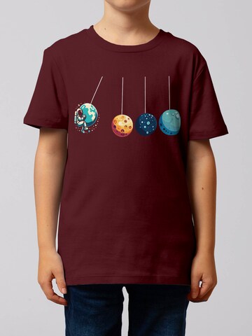 T-Shirt ' Weltraumforscher ' watabout.kids en rouge : devant