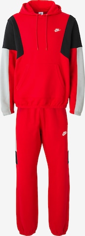 Nike SportswearJogging komplet 'CLUB FLEECE' - crvena boja: prednji dio
