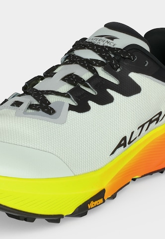 Chaussure de course 'EXPERIENCE WILD 3+' Altra en blanc