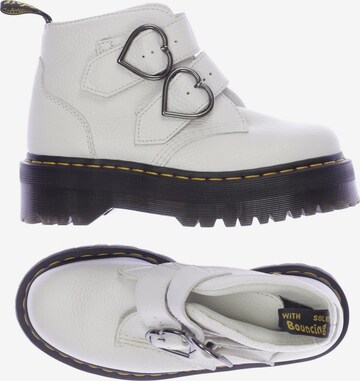 Dr. Martens Dress Boots in 38 in White: front