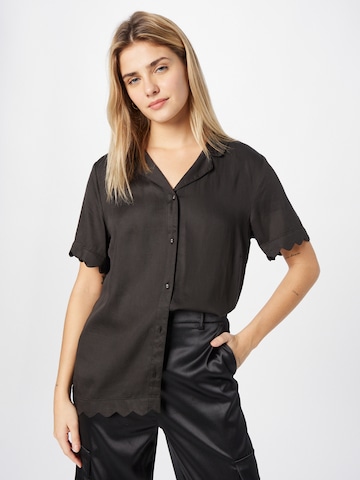 Chemise de nuit 'Jane' Underprotection en noir : devant