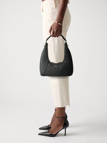 GUESS Schultertasche 'Calista' in Grau