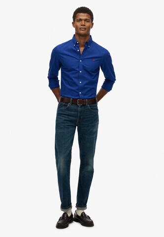 Coupe regular Chemise 'Oxford' Superdry en bleu