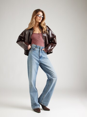 Shirtbody 'Josina' ABOUT YOU en rouge