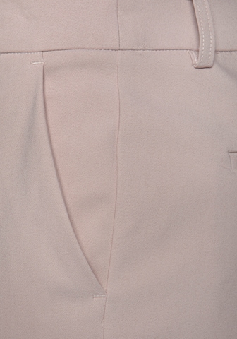 LASCANA Tapered Chinohose in Pink