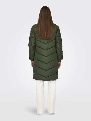 Manteau d’hiver 'NEW FINNO' JDY en vert