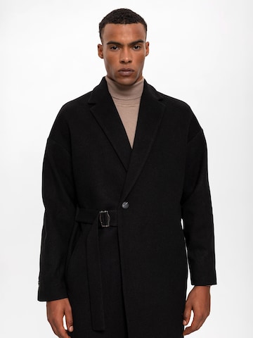Antioch Χειμερινό παλτό σε μαύρο