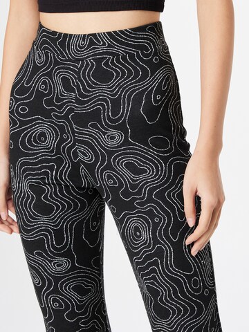 évasé Pantalon River Island en noir