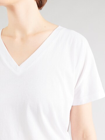 Tricou de la Marc O'Polo pe alb