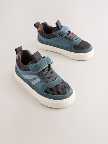 Baskets Next en bleu