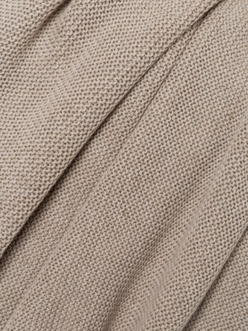 Pull-over Marie Lund en beige