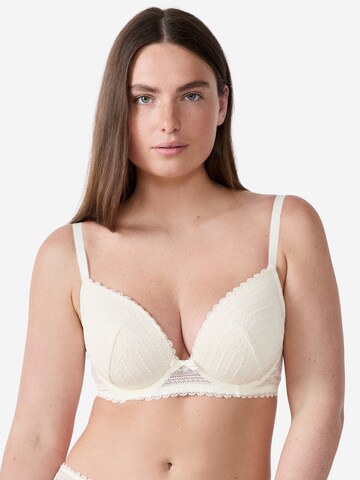 ETAM Push-up BH 'Panama' in Beige: voorkant
