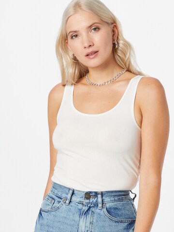 QS Top in Weiß