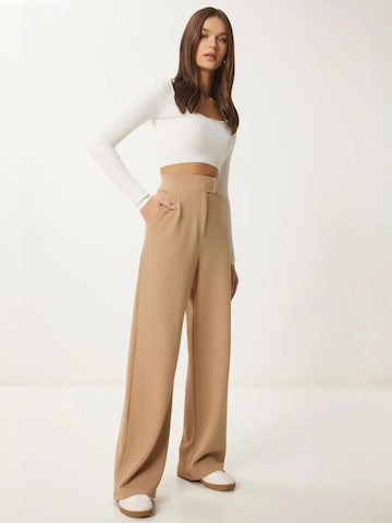 Loosefit Pantalon à pince Happiness İstanbul en marron