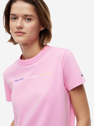 Maglietta 'DW0DW22905' di Tommy Jeans in rosa