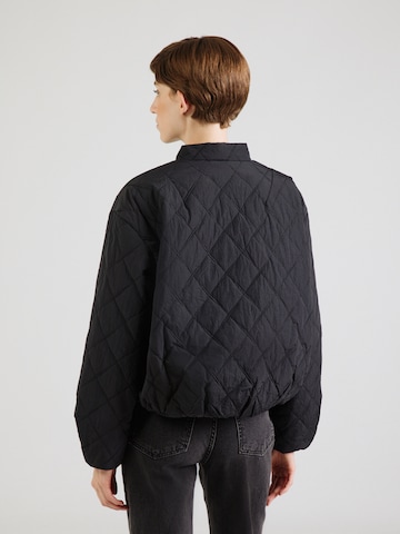 VERO MODA Between-season jacket 'VMROBBIE' in Black