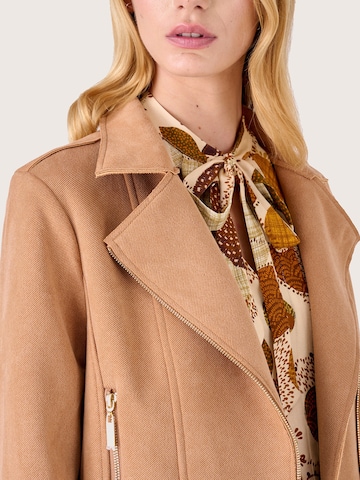 Camomilla Tussenjas 'Gary' in Beige
