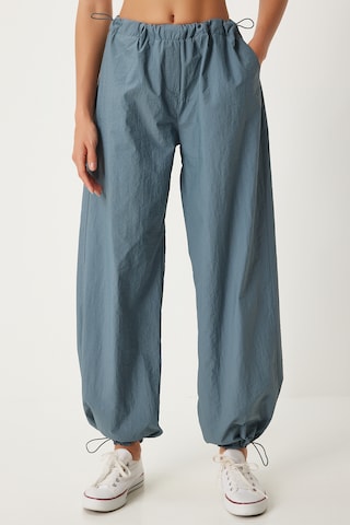 Happiness İstanbul Tønde Bukser i grøn: forside