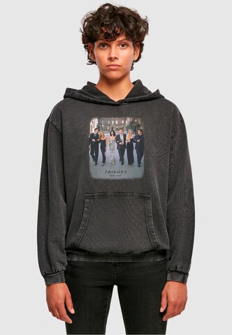 ABSOLUTE CULT Sweatshirt 'Friends - Reunion' i svart: framsida
