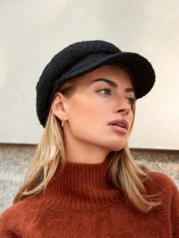 Next Beanie in Grey
