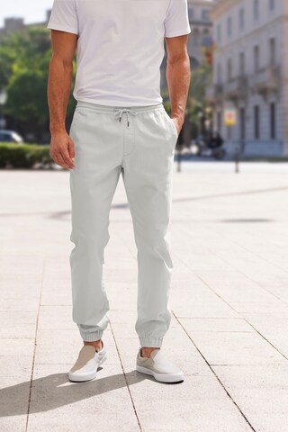 JOHN DEVIN Tapered Pants in Grey: front