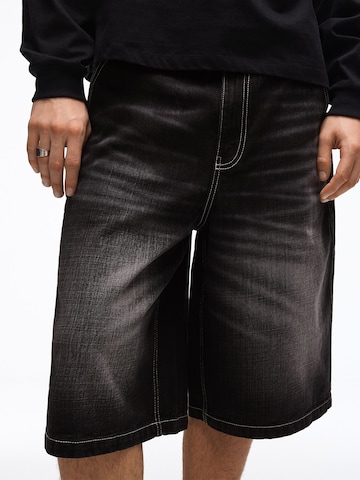 Bershka Široke hlačnice Kavbojke | črna barva