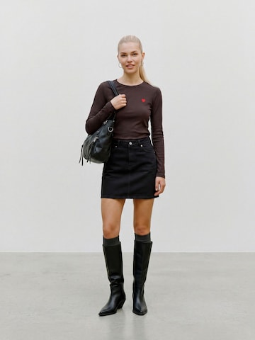 VERO MODA Тениска 'VMCHLOE' в кафяво