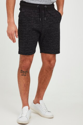 BLEND Regular Sweatshorts 'TOKKER' in Schwarz: predná strana