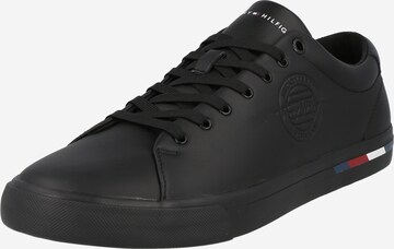 TOMMY HILFIGER Sneakers laag in Zwart: voorkant