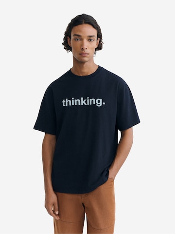 Thinking MU T-Shirt 'Aaron' in Blau: Vorderseite