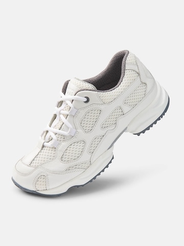 BÄR Athletic Shoes 'High Performance 2.5' in White