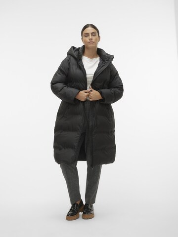 Vero Moda Curve Winter Coat 'NOE' in Black