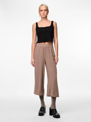 PIECES Loose fit Pants 'Vinsty' in Brown