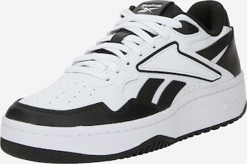 Reebok - Sapatilhas baixas 'ATR CHILL' em preto: frente