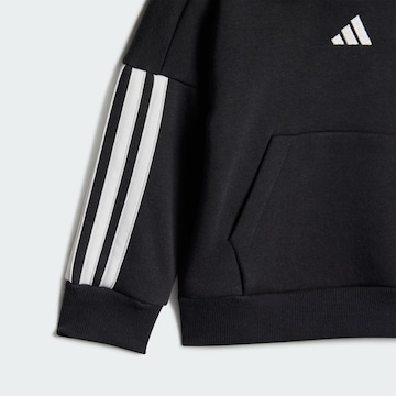 ADIDAS SPORTSWEAR Tréningruha 'Essentials' - fekete