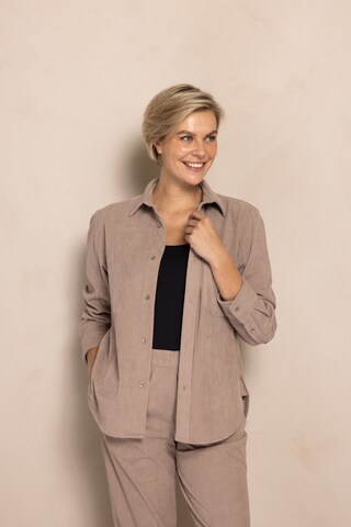 Zhrill Blouse in Grey: front