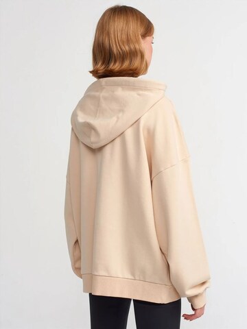 Dilvin Sweatshirt in Beige