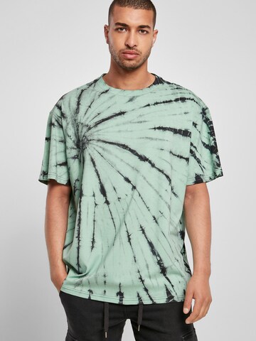 Urban Classics Shirt 'Boxy Tye Dye' in Green: front