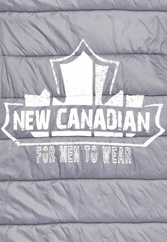 NEW CANADIAN Vest in Black