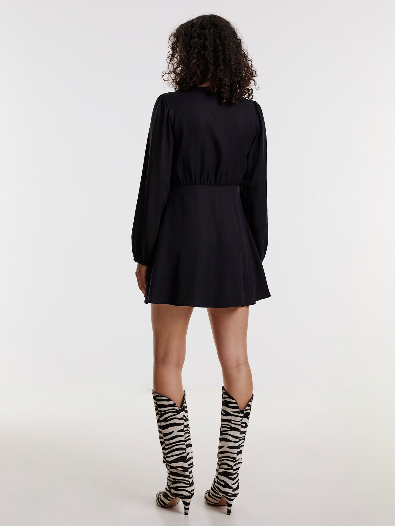 EDITED Jurk 'Andy' Zwart