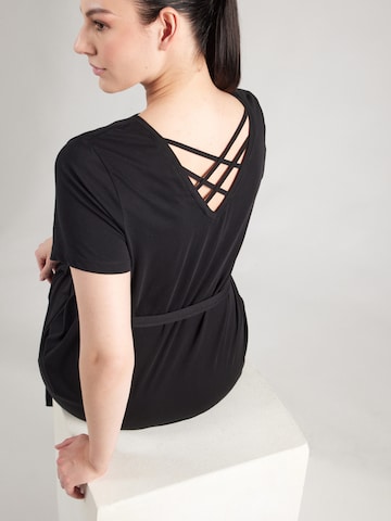 Robe 'CARMAY' ONLY Carmakoma en noir