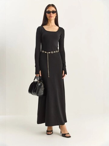 Robe Bianco Lucci en noir : devant