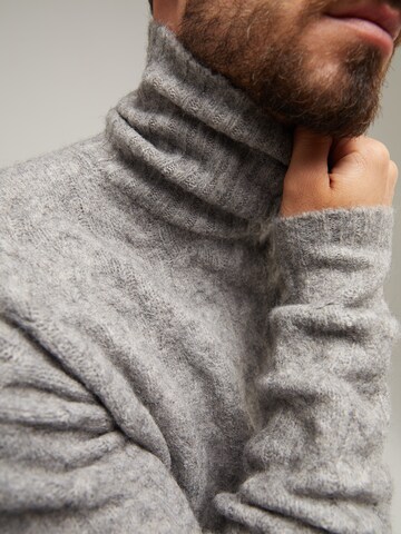 ABOUT YOU x Kevin Trapp Sweater 'Maxim' in Grey