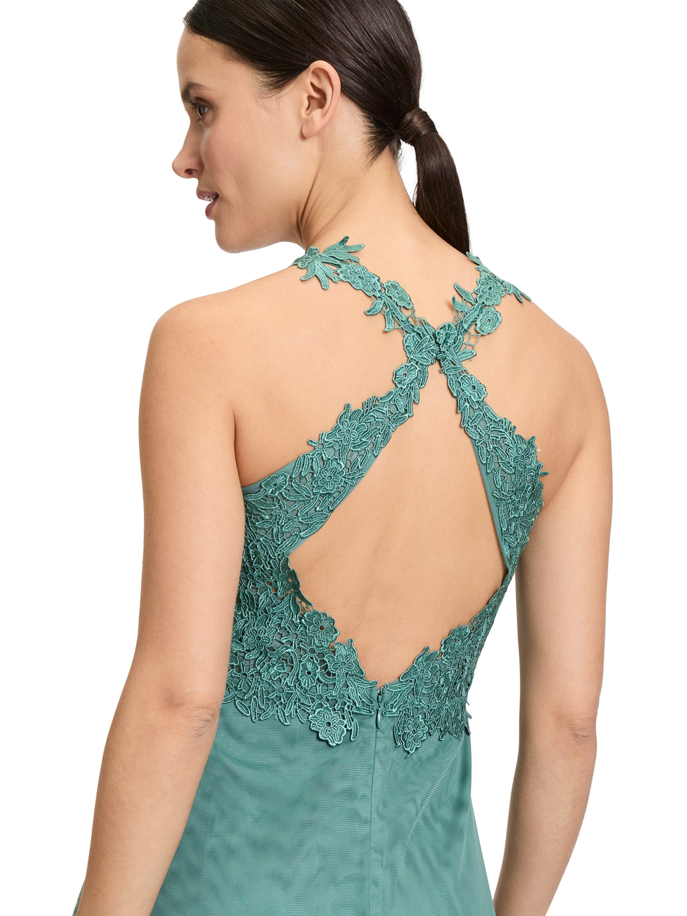 Robe de soirée Vera Mont en vert