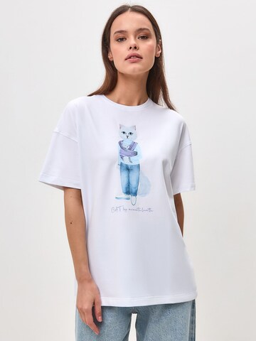 CAT by Maniita Lacitta Shirt 'MOTHER CAT' in Weiß: Vorderseite