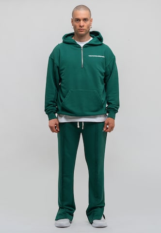 Tom Barron Tracksuit in Green: front