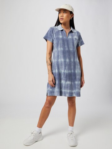 Robe 'Jana' WEEKDAY en bleu