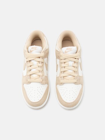 Nike Sportswear Низкие кроссовки 'Dunk Low SE' в Бежевый