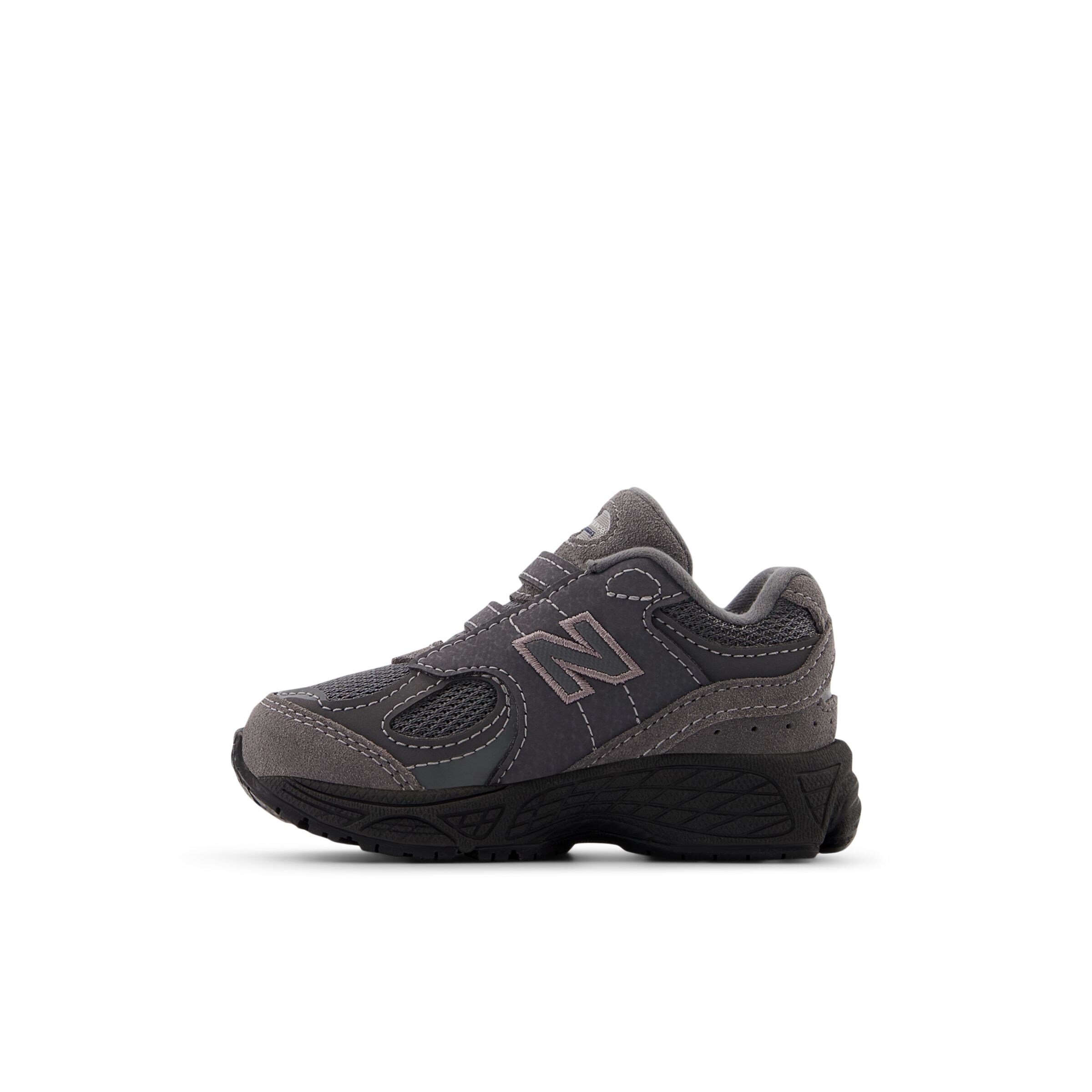 new balance Sneakers in Grey